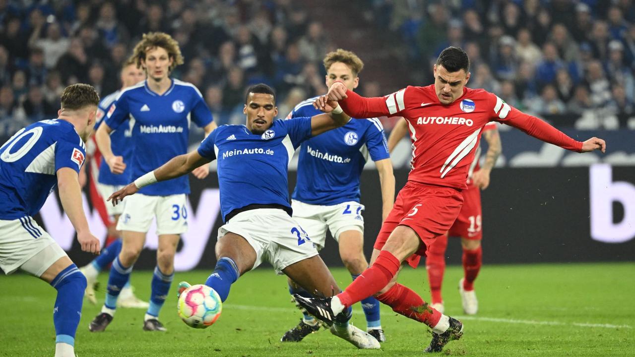 开云体育在线-沙尔克遭遇连败，危险地区蠢蠢欲动，引发热议的简单介绍