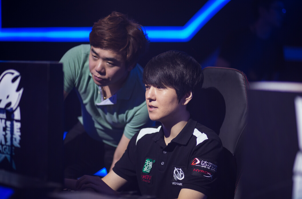 BRO轻取LGD，369团战一打五峡谷大战全球总决赛，锁定晋级资格